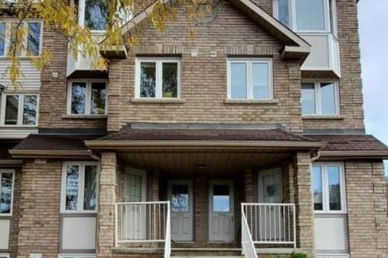 123 Briston Private