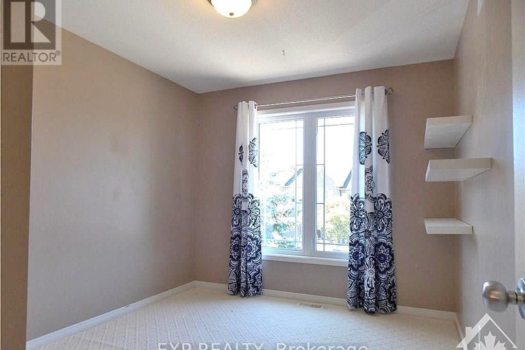 28683141/169-sorento-street/strandherd/ottawa/ontario/K2J0B6_16