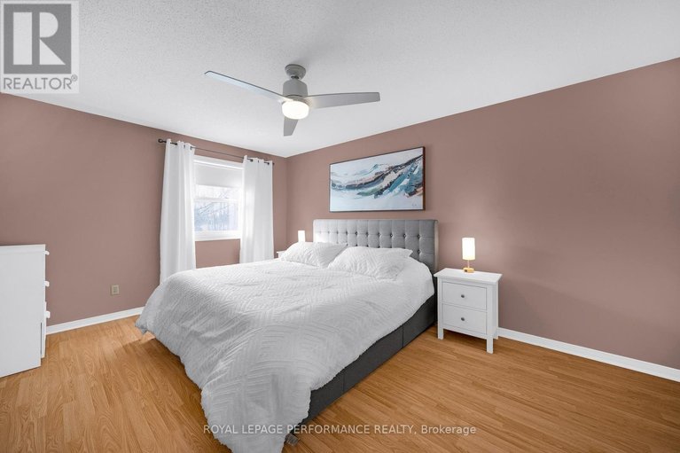 29452599/1557-verchere-street/chateauneuf/ottawa/ontario/K1C7C7_24