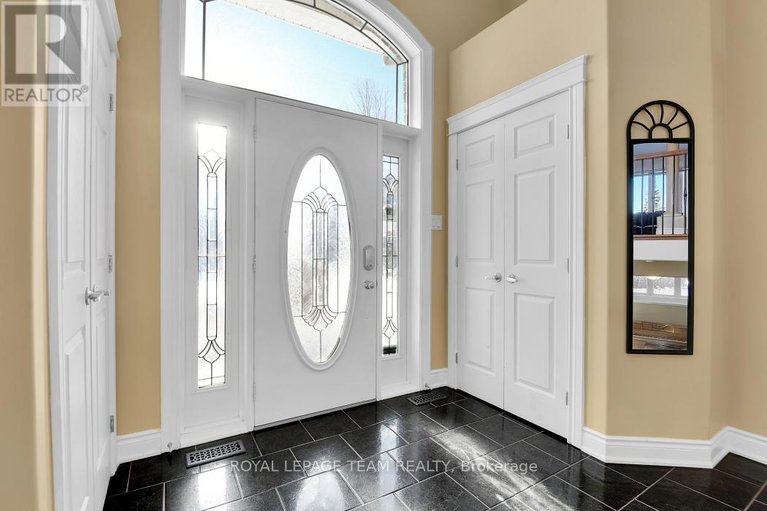 29274563/6637-stanmore-street/greely/ottawa/ontario/K4P1G7_6