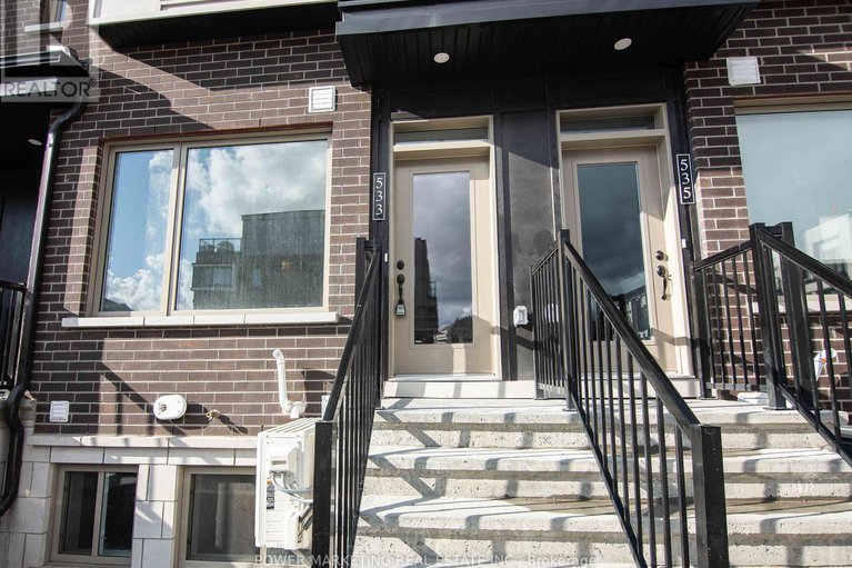 28758018/533-takamose-private/cfb-rockcliffe-and-area/ottawa/ontario/K1K5A5_1