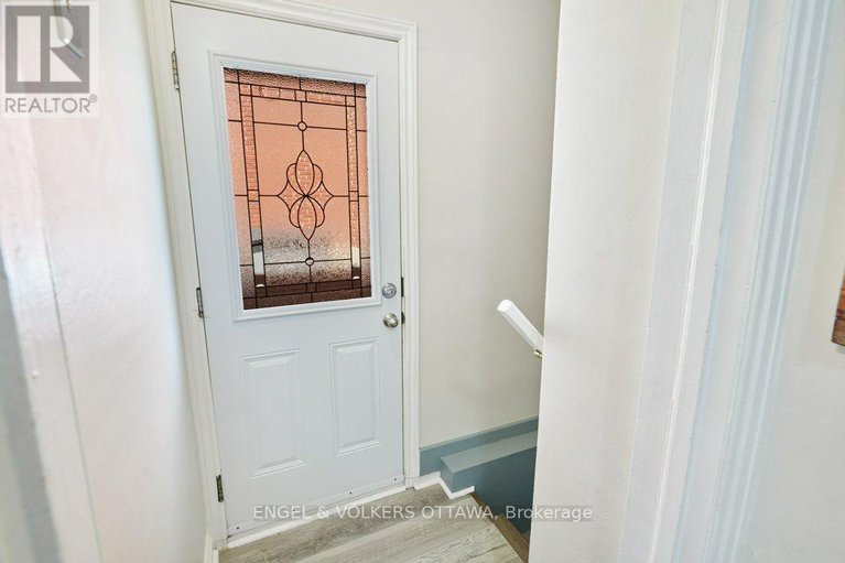 28848806/2565-elmhurst-street/queensway-terrace-north/ottawa/ontario/K2B7N2_21