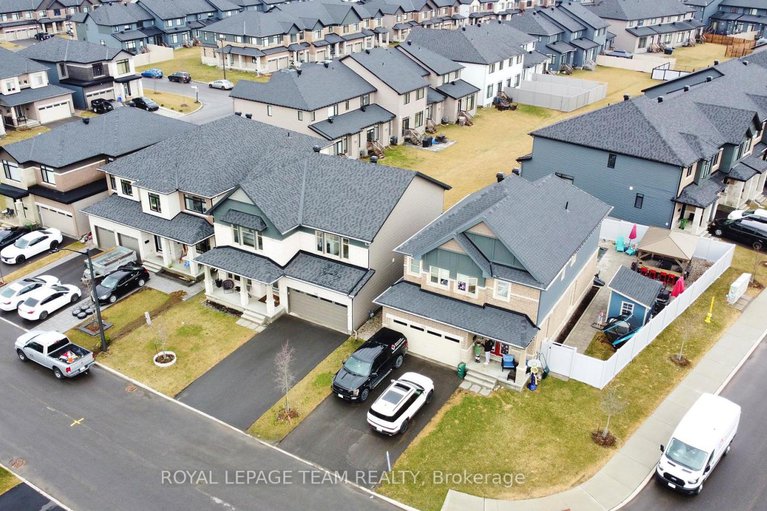 29097242/202-zinnia-way/riverside-southgloucester-glen/ottawa/ontario/K4M0L4_34