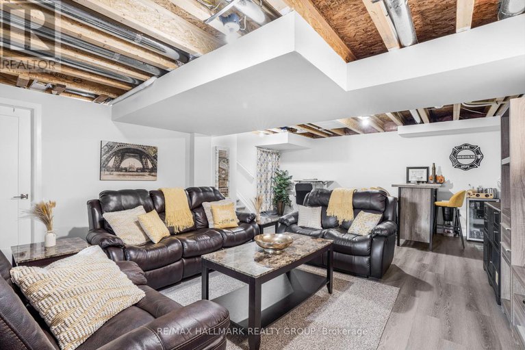 28435100/364-sterling-avenue/town-of-rockland/clarence-rockland/ontario/K4K0L4_27