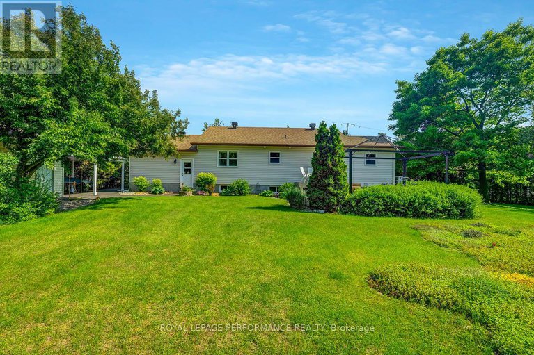 28440607/1895-horizon-drive/vars-village/ottawa/ontario/K0A3H0_31
