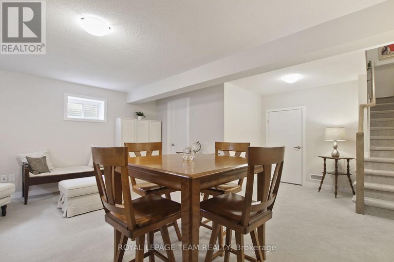 28291753/506-oldenburg-avenue/btwn-franktown-rd-fallowfield-rd/ottawa/ontario/K0A2Z0_50