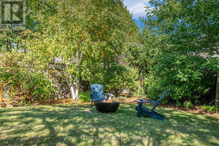28937544/369-glenbrae-avenue/morgans-grantsouth-march/ottawa/ontario/K2W0C2_34
