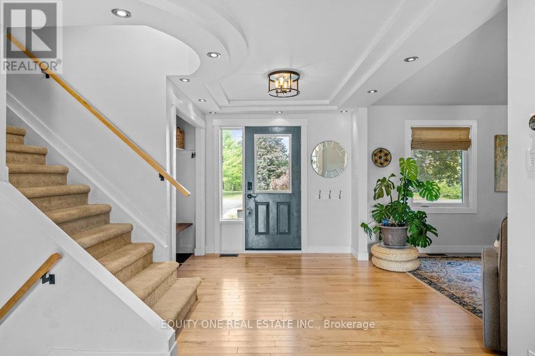 28818667/7038-quinnfield-way/greely/ottawa/ontario/K4P1B7_2
