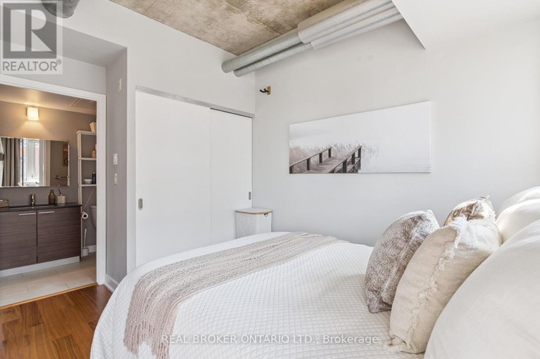 28528620/623-349-mcleod-street/ottawa-centre/ottawa/ontario/K2P0S1_9