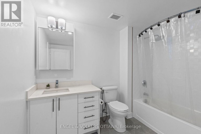 29318257/1802-180-george-street/lower-townbyward-market/ottawa/ontario/K1N0G8_24