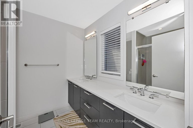 28504001/522-borbridge-avenue/riverside-southgloucester-glen/ottawa/ontario/K4M0H9_24