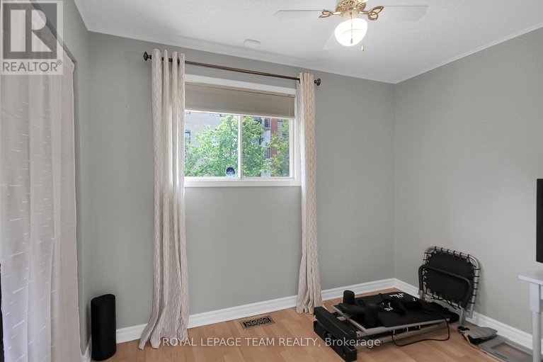 28464329/96-prince-albert-street/overbrookcastle-heights/ottawa/ontario/K1K2A1_25