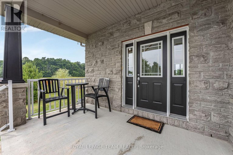 28614857/17-kolo-drive/remainder-of-stittsville-area/ottawa/ontario/K0A1B0_5