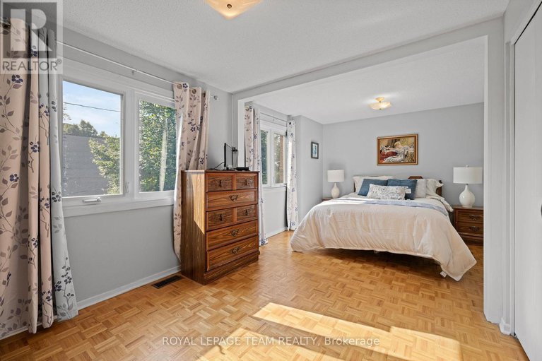 28900932/2486-regina-street/lincoln-heights/ottawa/ontario/K2B6X5_28