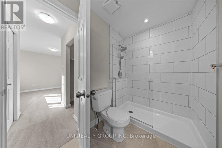 28615554/1253-shillington-avenue/carlington/ottawa/ontario/K1Z8A1_27