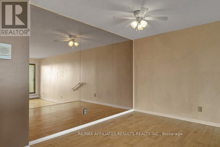 29670828/2110-415-greenview-avenue/britannia/ottawa/ontario/K2B8G5_9