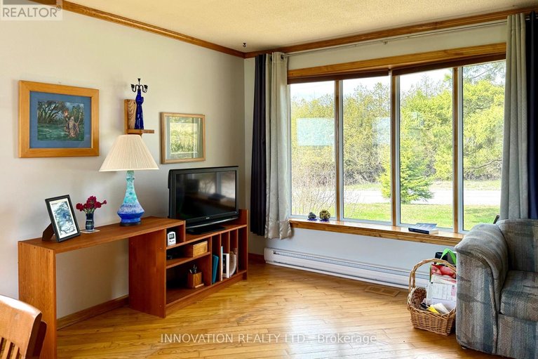 29680278/2960-harbison-road/rideau-twp-south-to-roger-stevens-drive/ottawa/ontario/K0A2Z0_24