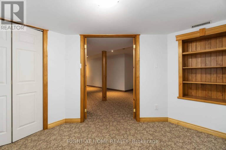 28955195/101-myrtle-lane/constance-bay/ottawa/ontario/K0A3M0_36