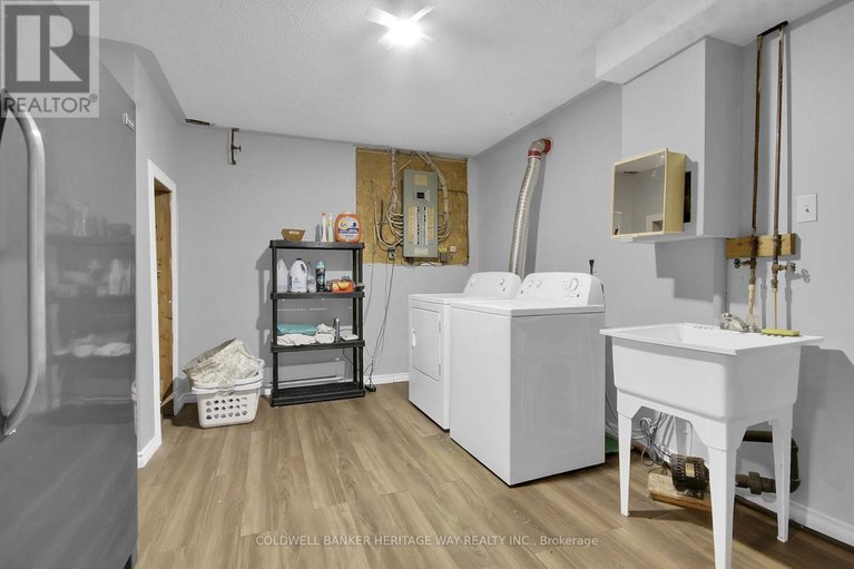 29687997/314-ferguson-falls-road/lanark-highlands-lanark-twp/lanark-highlands/ontario/K0G1K0_33