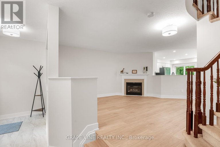 28560590/564-aberfoyle-circle/morgans-grantsouth-march/ottawa/ontario/K2K3R3_3