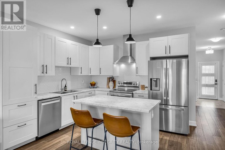 29671417/440-arora-crescent/winchester/north-dundas/ontario/K0C2K0_3