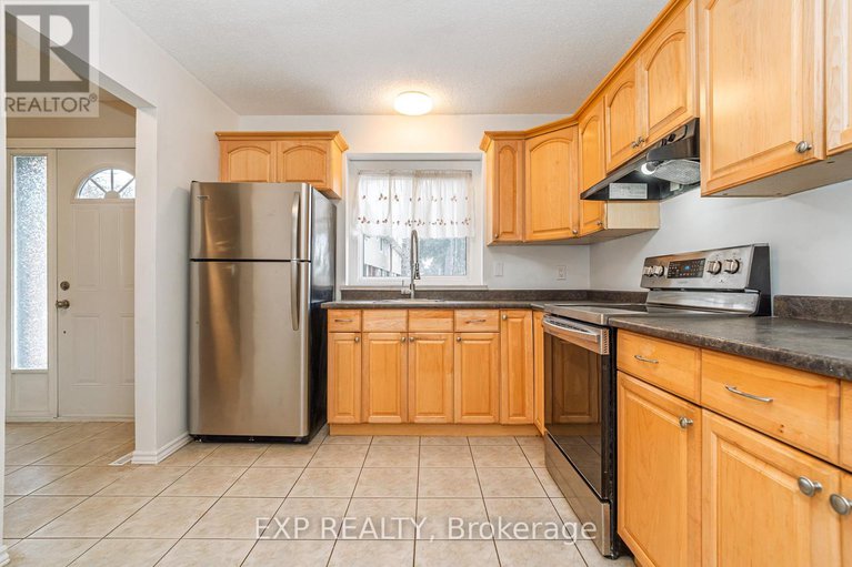 29105689/a-3915-old-richmond-road/arbeatha-park/ottawa/ontario/K2H8T9_11