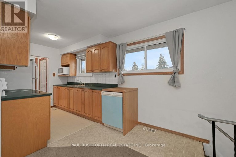 29601224/2140-haig-drive/elmvale-acres/ottawa/ontario/K1G2L2_11