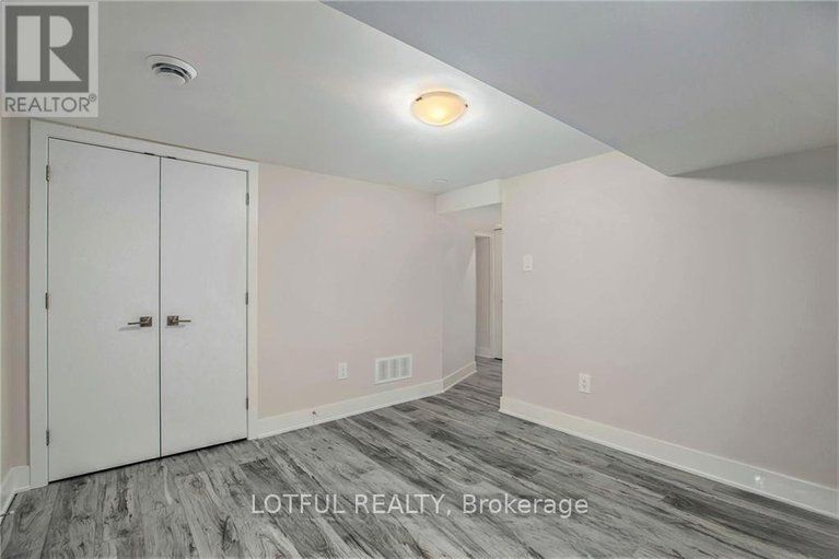 29103092/2655-don-street/britannia/ottawa/ontario/K2B6Y2_23