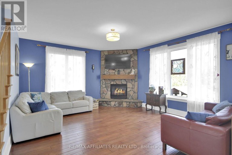 28600533/500-bradbury-court/kanata-north-west/ottawa/ontario/K2W0A1_13