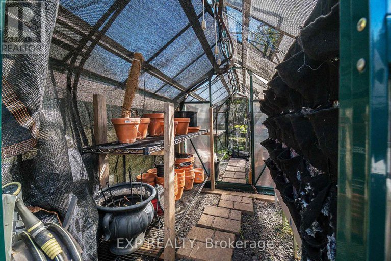 28911960/1919-clark-road/clarencerockland-twp/clarence-rockland/ontario/K4K1K7_47