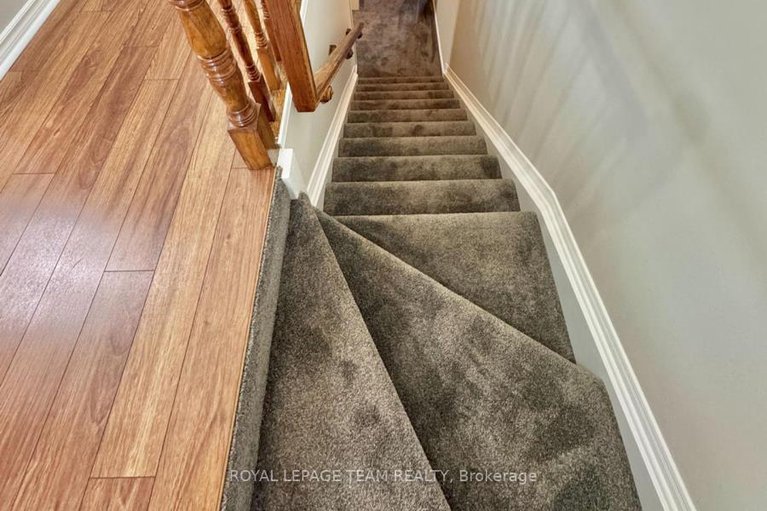 28552108/162-hartsmere-drive/stittsville-south/ottawa/ontario/K2S2H4_32