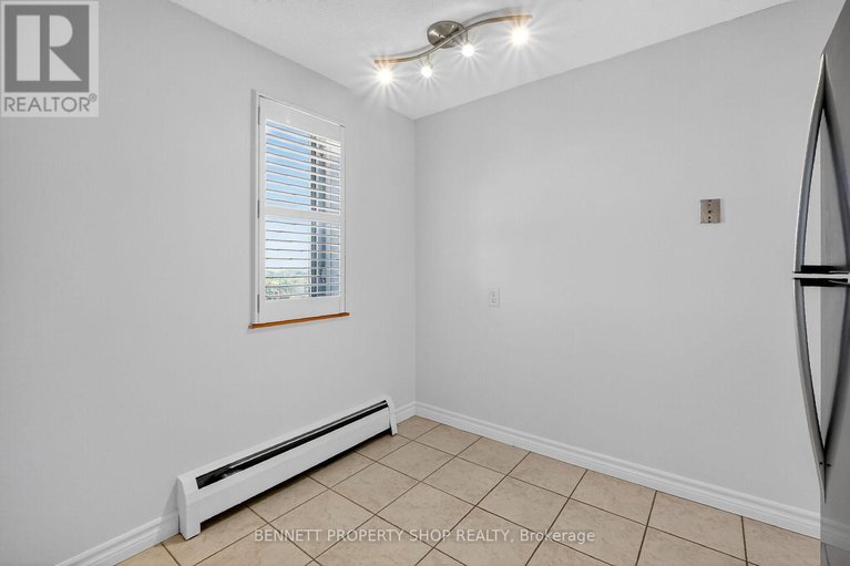 28981552/1015-915-elmsmere-road/beacon-hill-south/ottawa/ontario/K1J8H8_33