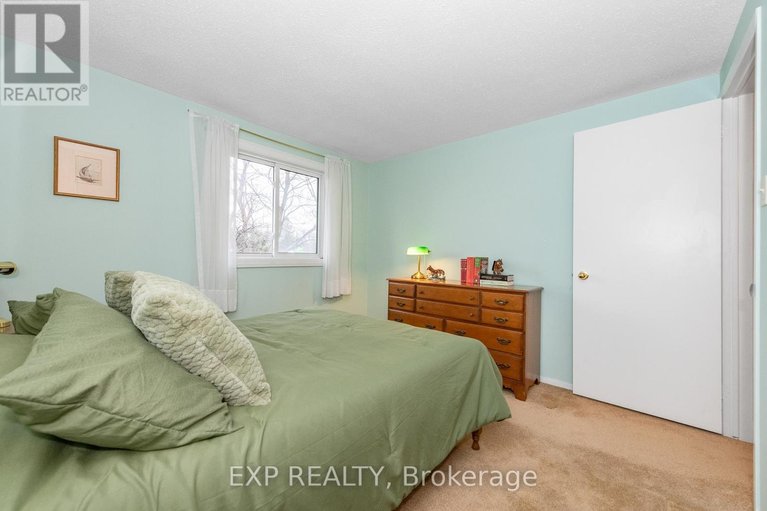 29592092/1337-ambridge-way/carleton-heights/ottawa/ontario/K2C3T3_17