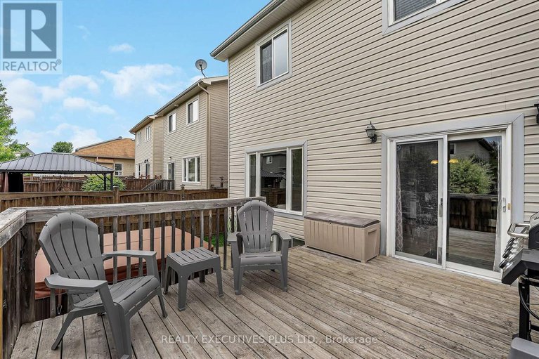 28498185/341-jasper-crescent/town-of-rockland/clarence-rockland/ontario/K4K0C9_31