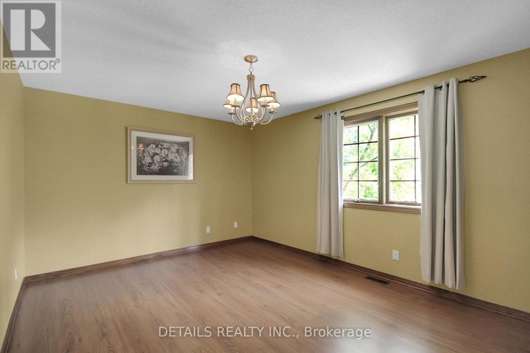 28573377/1341-shylo-crescent/manotick-east-to-manotick-station/ottawa/ontario/K4M1B7_13