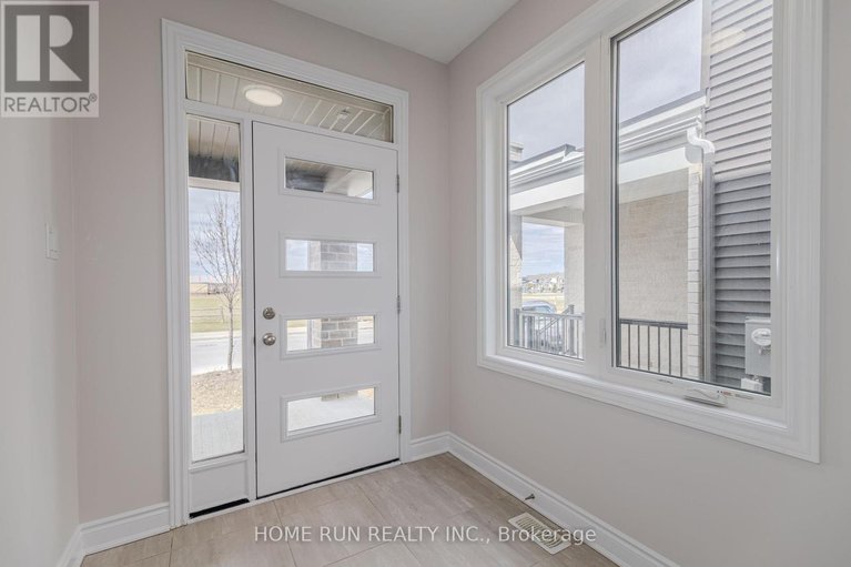 29600170/914-rubicon-place/emerald-meadowstrailwest/ottawa/ontario/K2V0R1_3