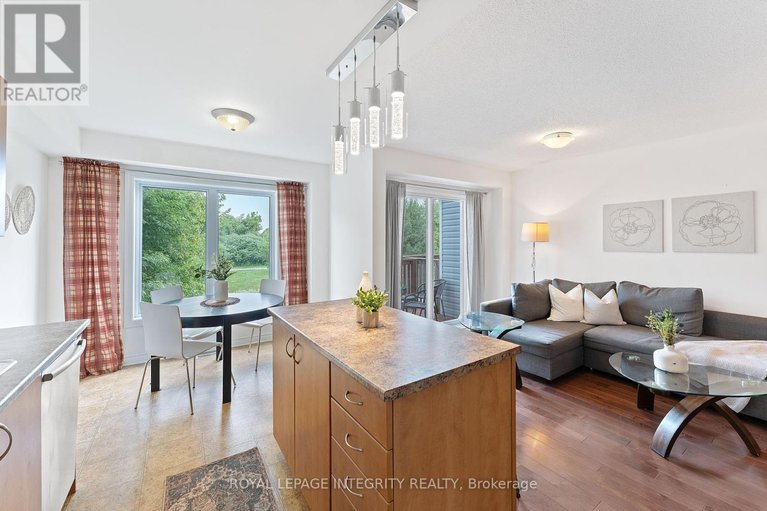 28556909/258-catamount-court/emerald-meadowstrailwest/ottawa/ontario/K2M0A9_15