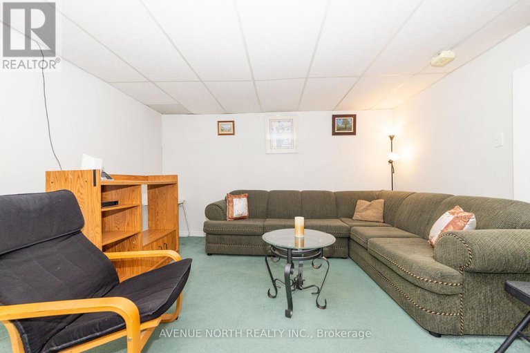 29268670/832-notre-dame-street/embrun/russell/ontario/K0A1W1_25