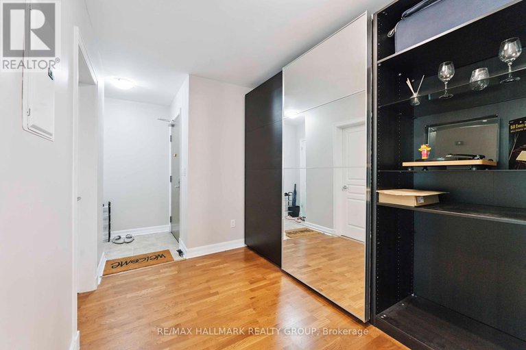 28623429/204-200-besserer-street/sandy-hill/ottawa/ontario/K1N0A7_9