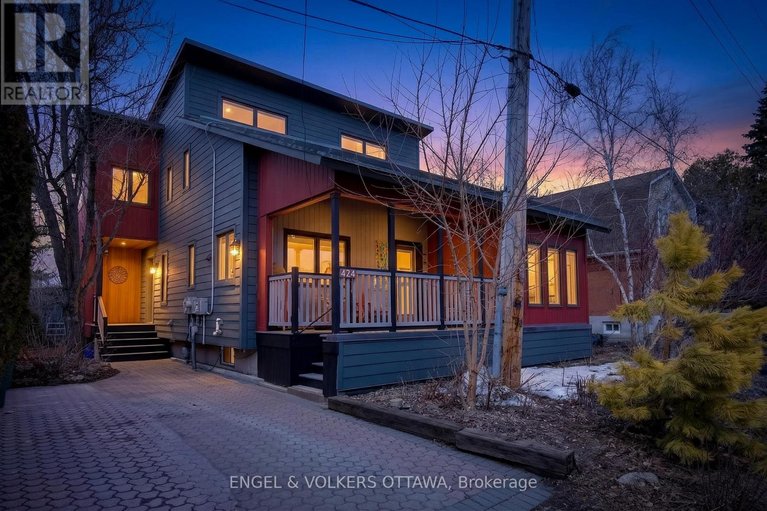 29617139/424-lochaber-avenue/westboro-west/ottawa/ontario/K2A0A6_2