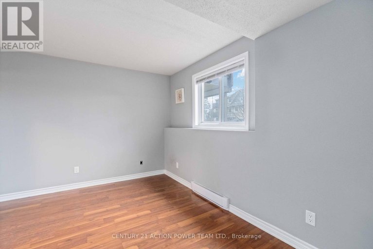 29567577/904-tanguay-court/katimavik/ottawa/ontario/K2L3X5_21