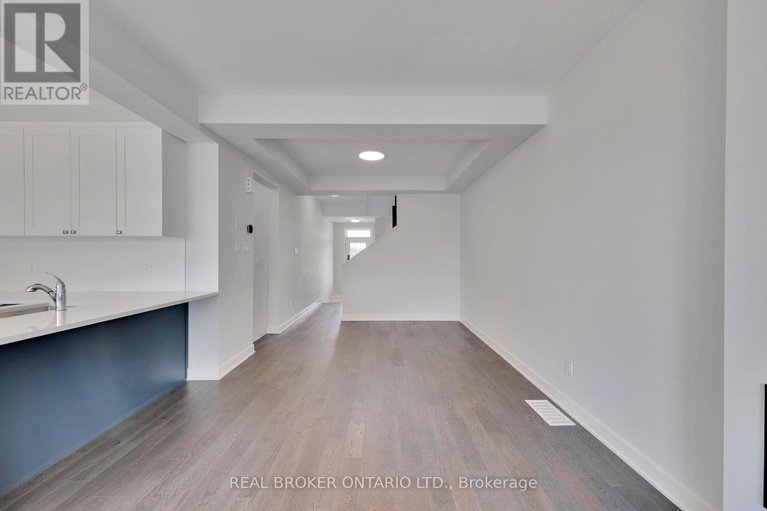 28620609/2123-winsome-terrace/fallingbrookgardenway-south/ottawa/ontario/K4A3P6_6