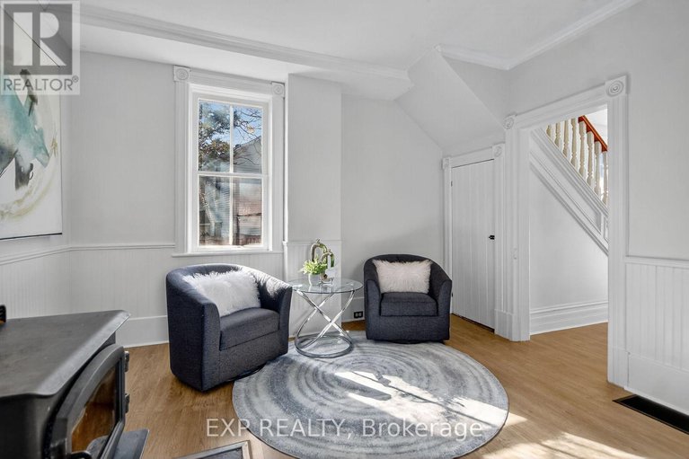 29046409/95-main-street-e/almonte/mississippi-mills/ontario/K0A1A0_16