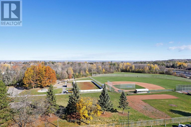 29069042/810-2020-jasmine-crescent/beacon-hill-south/ottawa/ontario/K1J8K5_32