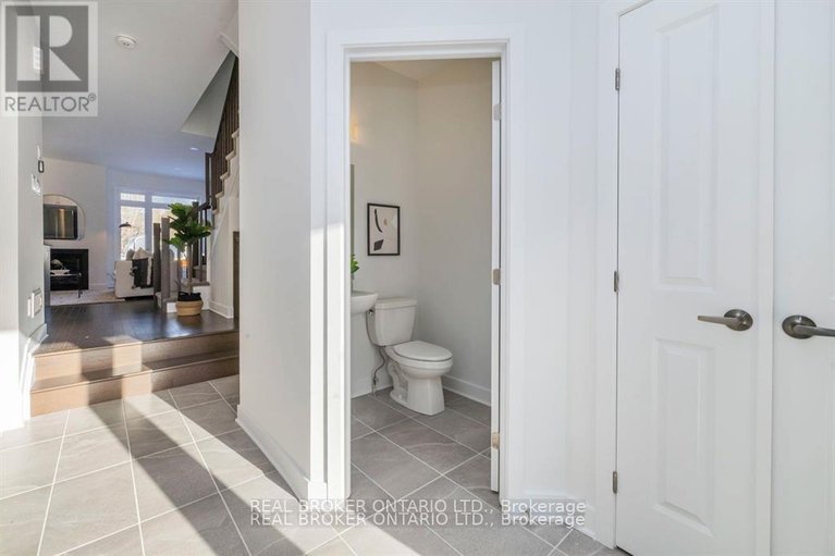 29518689/213-bristol-crescent/kemptville/north-grenville/ontario/K0G1J0_7