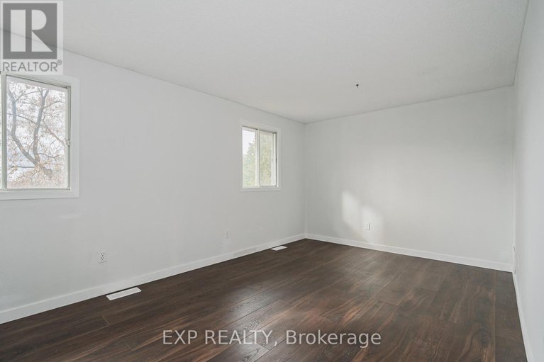 29156827/1364-st-jean-street/chateauneuf/ottawa/ontario/K1C2E6_24