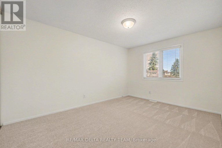 29462005/8a-millrise-lane/centrepointe/ottawa/ontario/K2G5E6_24