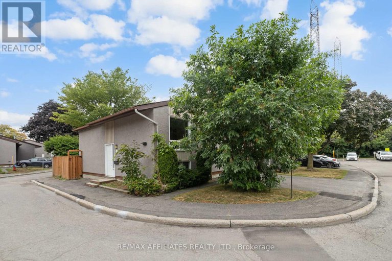 28784982/306-woodfield-drive/tanglewood/ottawa/ontario/K2G3W9_1