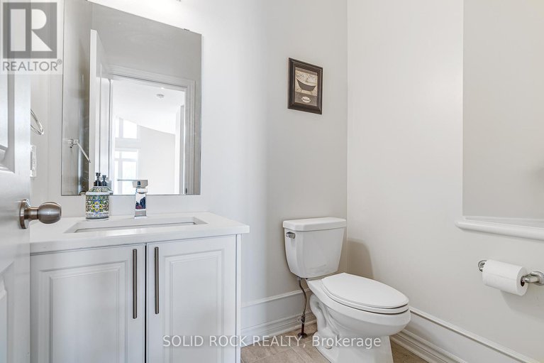 28518234/326-memorial-grove/riverside-southgloucester-glen/ottawa/ontario/K1X0C8_15