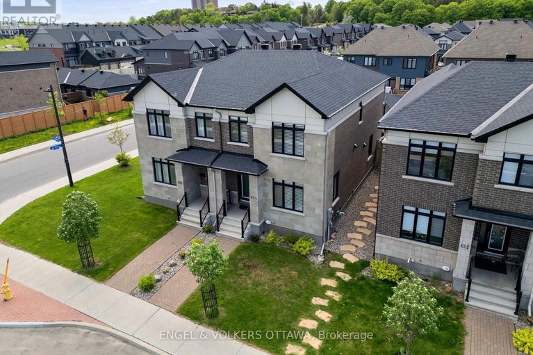 28377095/624-mikinak-road/cfb-rockcliffe-and-area/ottawa/ontario/K1K3X7_45